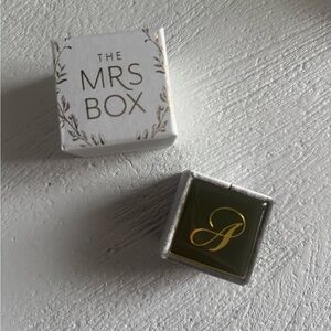 The Mrs Box | The Rushmore Classic Double
Enamel Monogram with “A”